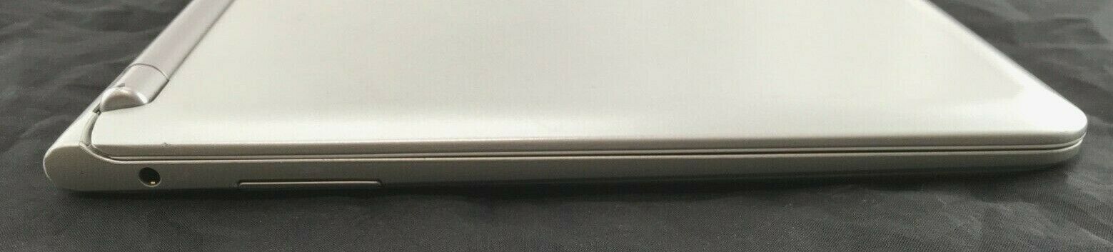 Samsung XE303C12-A01US Chromebook 2GB RAM 16GB SSD Power Adapter Included