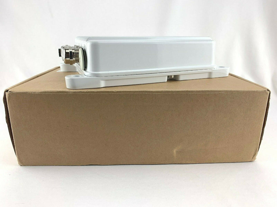 3-Port  Gigabit PoE Switch In Rugged Weatherproof Box 110-230V AC Input For Wifi