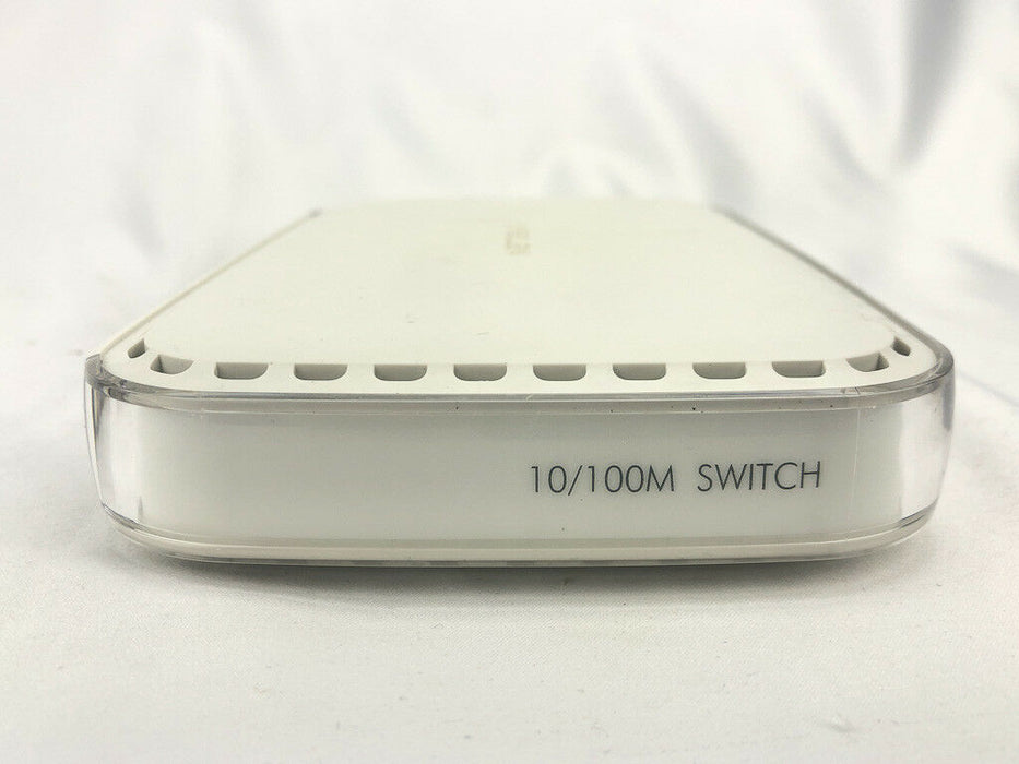 Netgear FS608 v3 8-Port 10/100 Mbps Fast Ethernet Switch