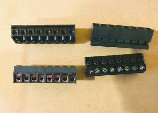Lot of 20 EB582-08DS-000 8 Position 5mm 0.197" Black Pluggable Blocks 300VAC 15A