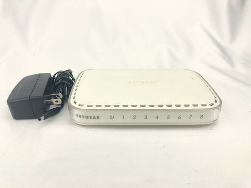 Netgear FS608 v3 8-Port 10/100 Mbps Fast Ethernet Switch